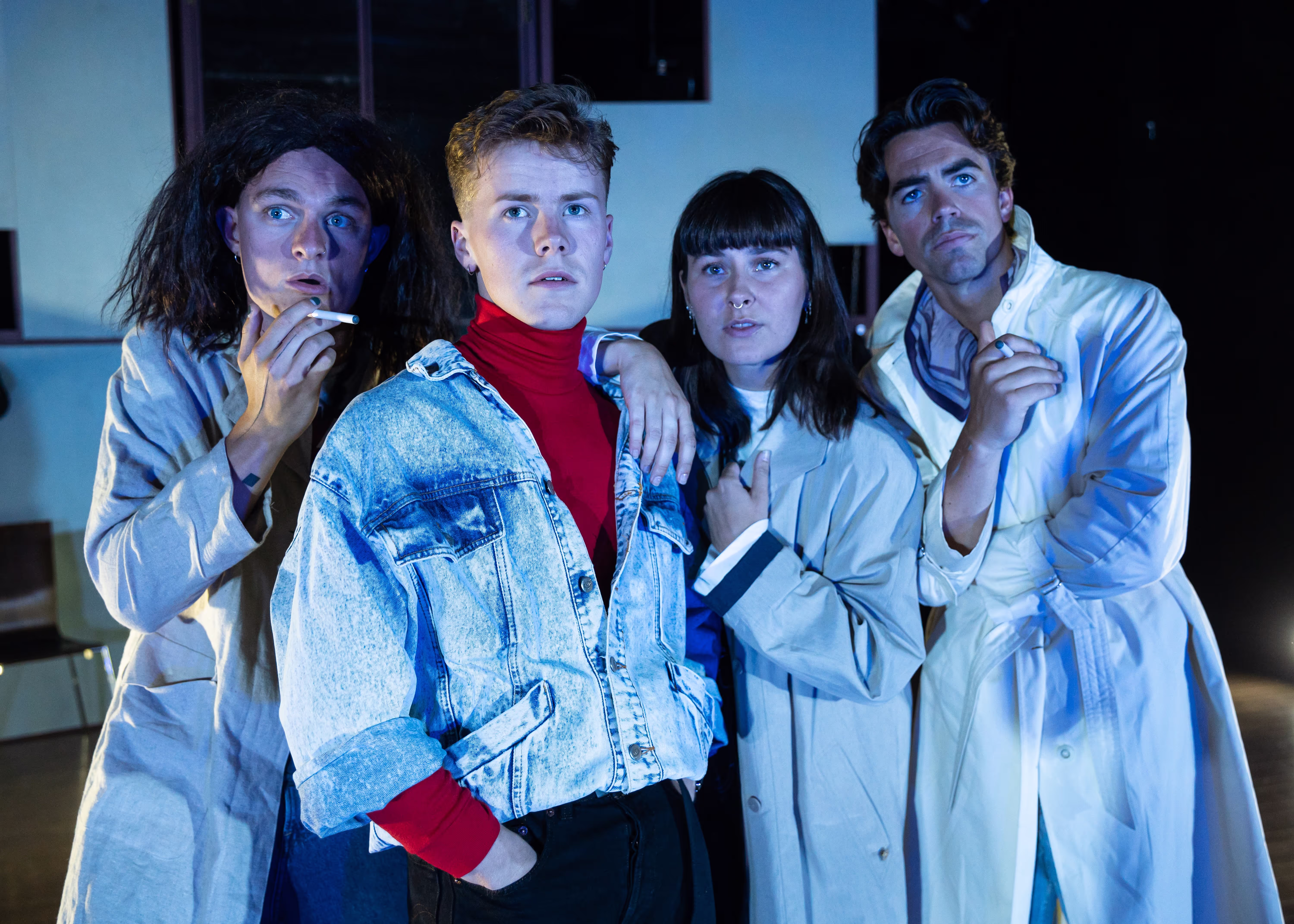 A picture of all the members of Flora Teater from the play Hvordan få rektor´n din sparka