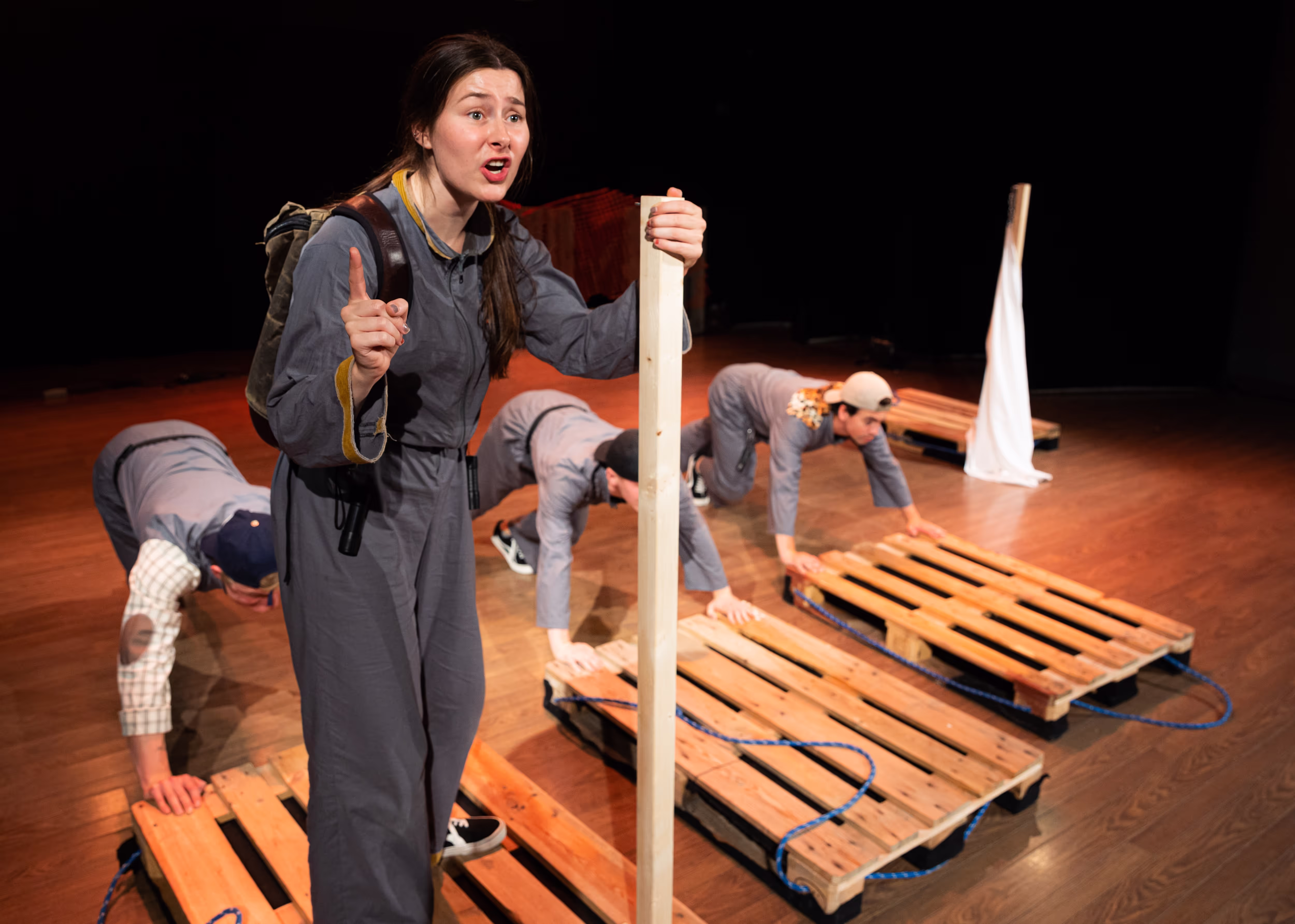 A picture of all the members of Flora Teater from the play Det Grønne Skiftet